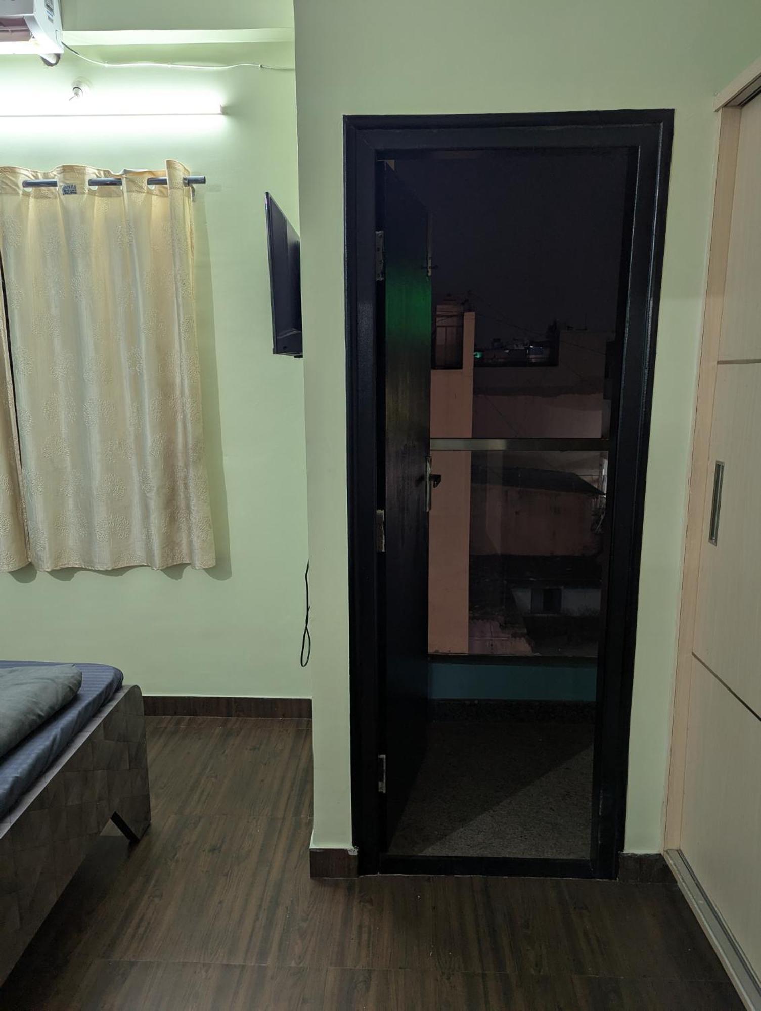 Hotel Mahaveer Bhavan Comforts Bengalúr Exteriér fotografie